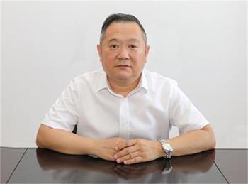 黨委書記、執(zhí)行董事——溫法璽.jpg