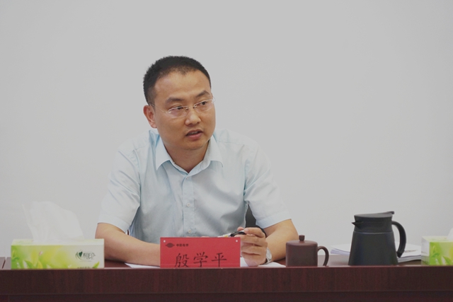 副總經理、總經濟師殷學平進行總結發(fā)言.jpg